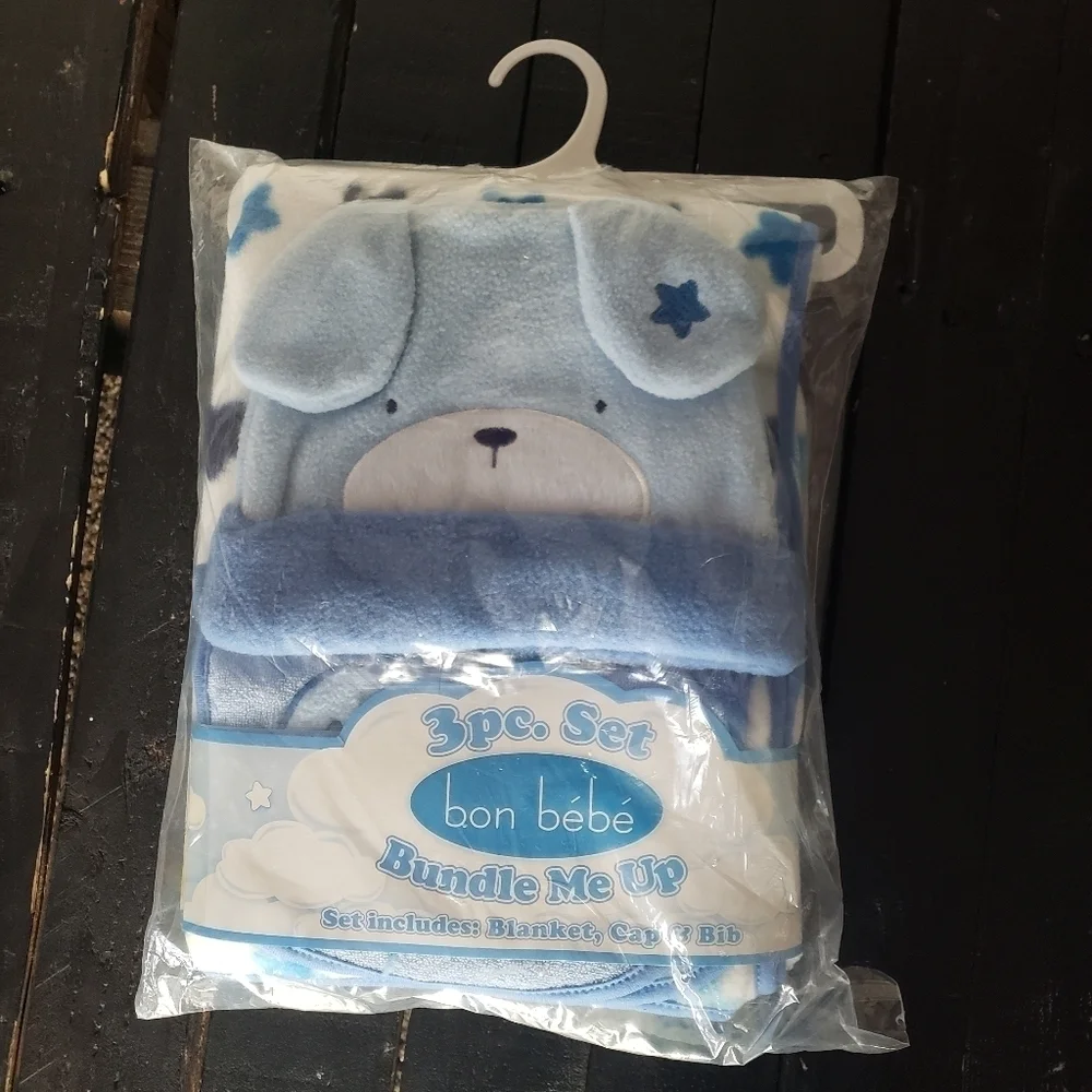 Bon Bebe Blue Bundle 3 Piece Set Cap Blanket Bib
